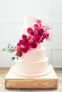 Floral-Wedding-Cakes-Refresh-Loft-Photography