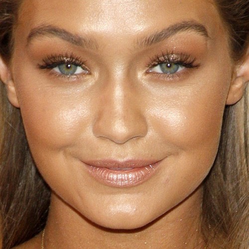 Gigi Hadid Makeup, at the 2015 MTV Video Music Awards