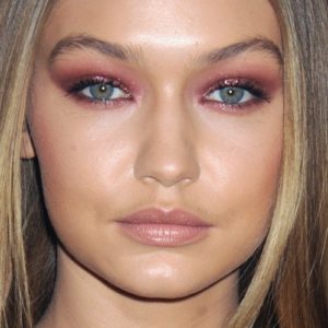 gigi hadid makeup, 2016, sports illustrated