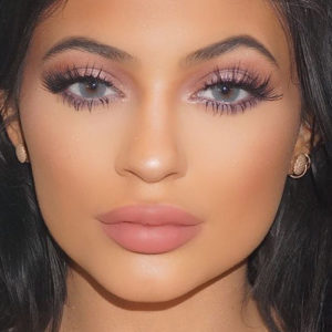 kylie-jenner-makeup-37